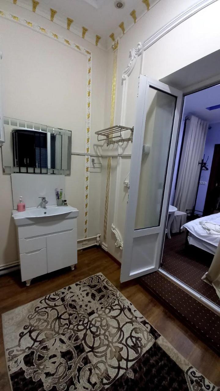 Uyut Inn Hotel ซามาร์คันด์ ภายนอก รูปภาพ